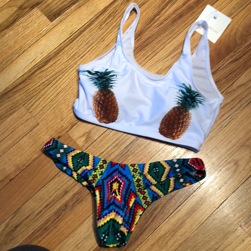 NEVER WORN pineapple bathing suit top & bottom